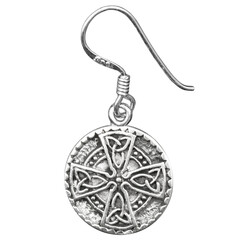This silver earring features the iconic Templar Cross, symbolizing strength and mystery. Perfect for those who appreciate historical and symbolic designs in their jewelry collection.