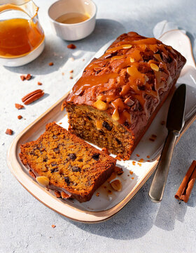 Pan de plátano con chocolate y caramelo