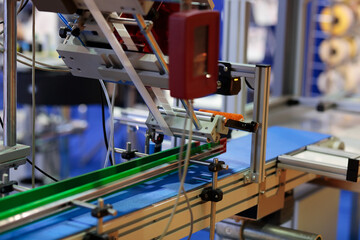 automatic sticker labeling machine