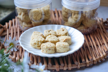 Almond Sugee Cookies are rich, buttery, with a nutty almond flavor, a popular kuih during Hari Raya
