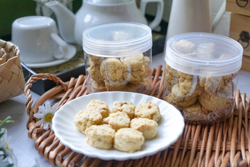 Almond Sugee Cookies are rich, buttery, with a nutty almond flavor, a popular kuih during Hari Raya