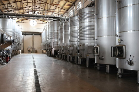 Stainless steel wine tanks in Los Aljibes Cellar