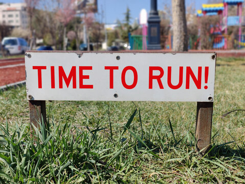 Time to Run!: Seize the Moment - A Metaphorical Urge to Embrace Action on This Lush Path, Where Nature and Urban Energy Converge, Sparking Vitality, Courage, and Adventure Under the Open Sky