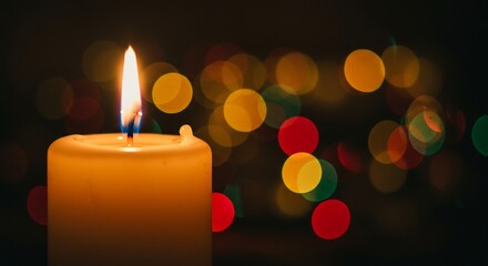 温かく輝くろうそく、ボケた光彩が美しく幻想的