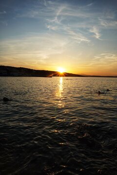 Sonnenuntergang auf Krk am Mittelmeer