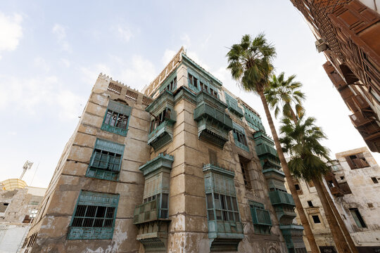 Old town of Jeddah with th historic wooden balconies in the Al Balad district, Saudi Arabia