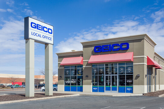 Geico Insurance Local Office Exterior and Trademark Logo