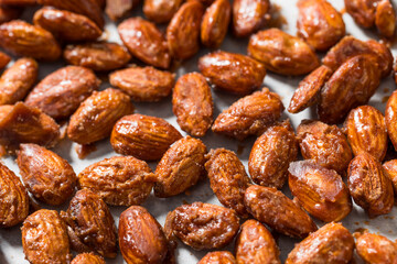 Homemade Caramelized Cinnamon Almonds