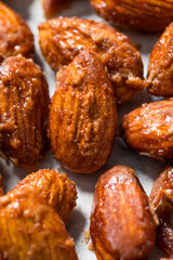 Homemade Caramelized Cinnamon Almonds