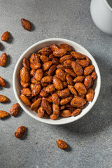 Homemade Caramelized Cinnamon Almonds
