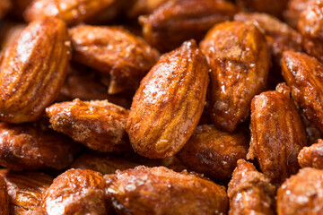 Homemade Caramelized Cinnamon Almonds