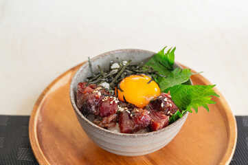 漬けマグロ丼