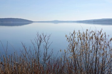 Großer Brombachsee im Dunst