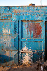cabane de tôle dans un quartier de Dakar au Sénégal en Afrique de l'Ouest