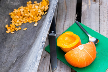 K&uuml;rbis schneiden