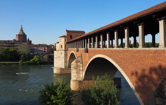 The "Ponte Coperto" of Pavia over the river Ticino