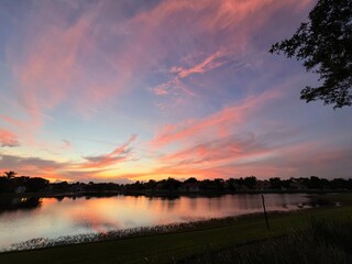Fototapeta premium sunset over the lake