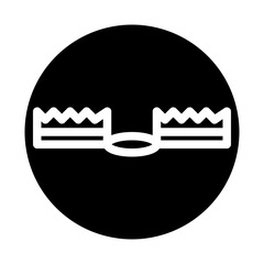 watch out for traps solid icon