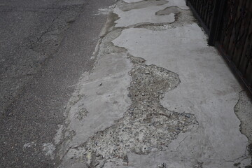 Degraded public road accession way