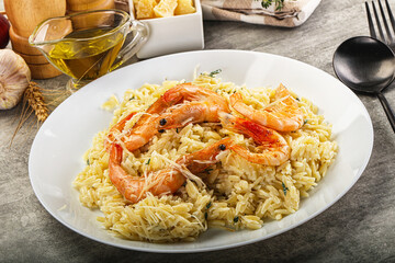 Italian pasta Orzo with prawn