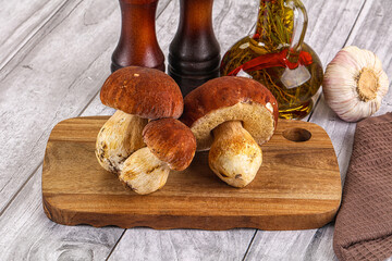Raw natural wild porchini mushrooms