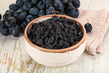 Dry ripe sweet blue raisin