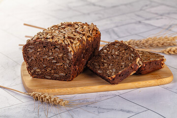 Browl rye bread with seeds