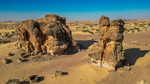 Star Wars looking oasis Tigui, Tibesti Mountains