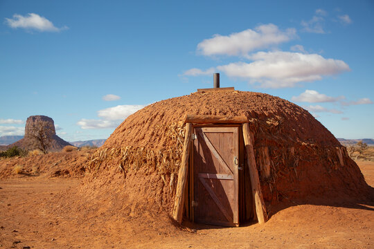 Navajo Hogan House, Monument Valley Navajo Tribal Park, Utah