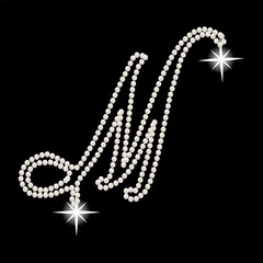 Obraz premium Capital Letters of English alphabet romantic with pearls