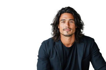 L&auml;ssiger junger Mann mit langen Haaren im modernen Outfit PNG mit transparentem Hintergrund

