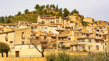 Obraz premium Panoramic view of the medieval town of Calaceite in the area of Matarrana, Spain