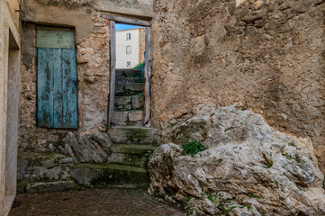 Pesche, Molise. The Ancient Village