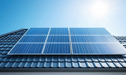 Obraz premium A modern house with solar panels on the roof harnessing clean energy from the bright sun.