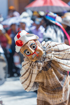 Traje danza de la huaconada mito, junin