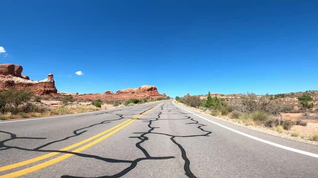 Utah Driving 1210 Arches National Park