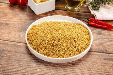 Dry wheat bulgur fow cooking