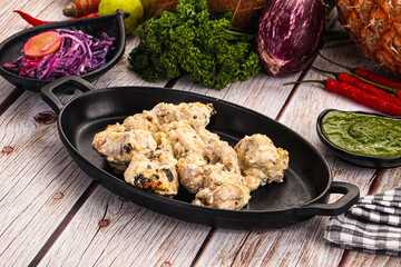 Chicken tikka with cream sauce