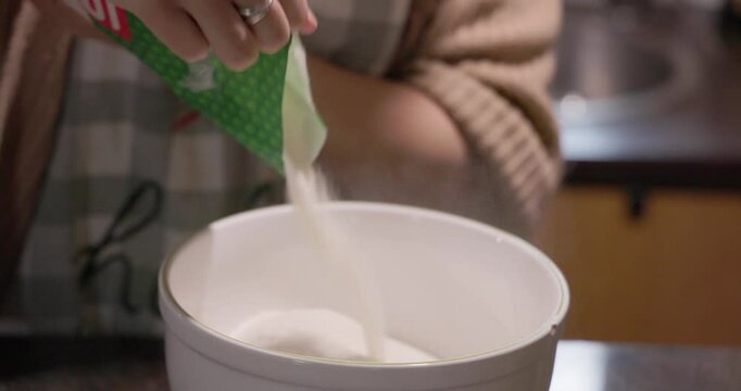 Making green dough from wild bear garlic