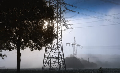Kraft der Sonne und Energie Gewinnung und Transport