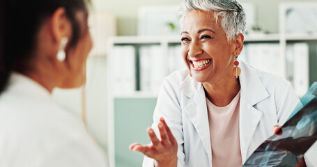 Fototapeta premium Healthcare, smile or x ray with doctor and patient in office of hospital for consulting. Feedback, medical or radiology with happy woman and mature medicine professional n clinic for treatment