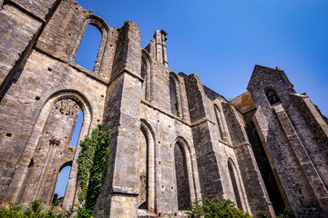 Fototapeta premium Basilica of Saint Mathurin, Larchant, seine-et-marne, France