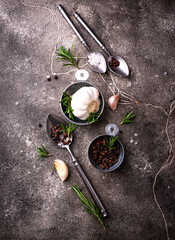 Rosemary, garlic, salt and pepper.