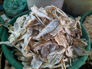 Preserved salty fish with rich umami flavor and aroma.