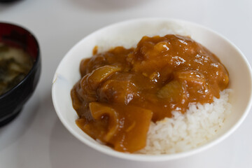 シンプルでおいしいカレー