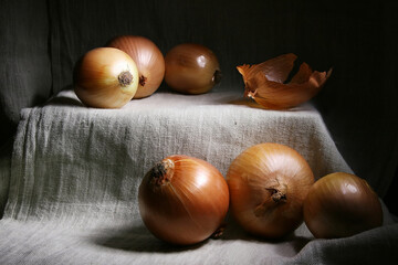 Still life with whole onions
