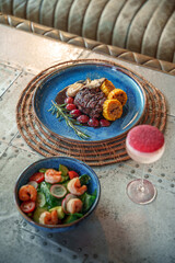 Fresh and delicious hot with meat