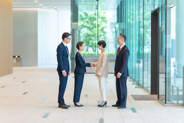 ビジネス・握手