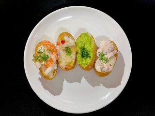 유부초밥 (Cone Sushi)