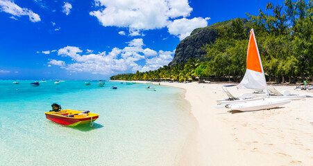 Best scenic beaches of beautiful Mauritius island and water sport activities. Tropical destinations.